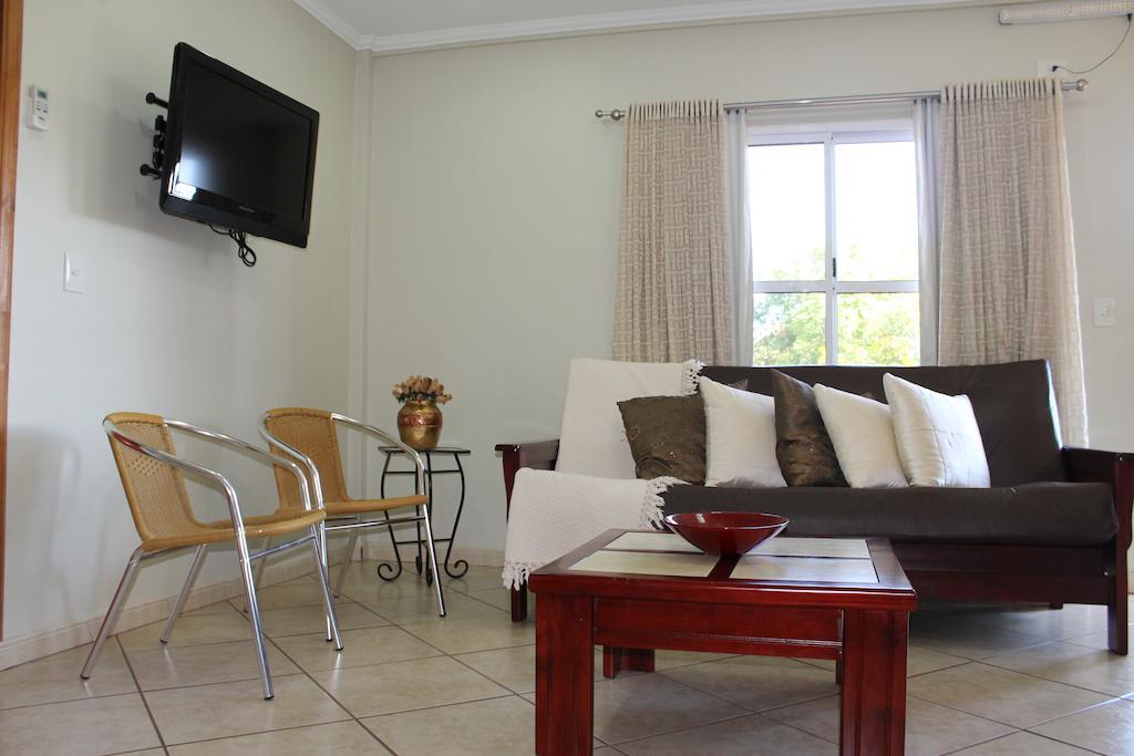 Ocio Apart Puerto Iguazú Habitación foto